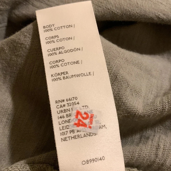 WE THE FREE Arden Tee in Army Green - Picture 9 of 10